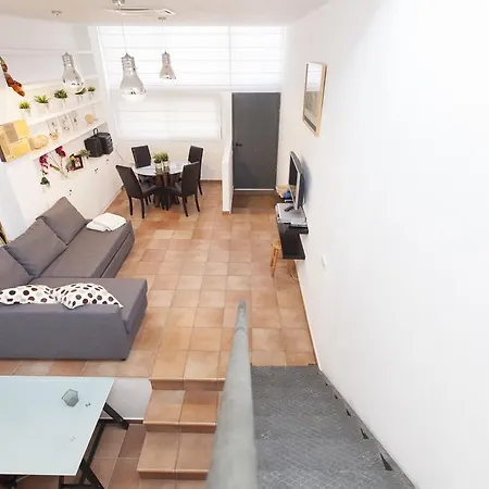 De Gracia Apartment *